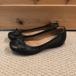 Clarks Collection Black Leather Flats